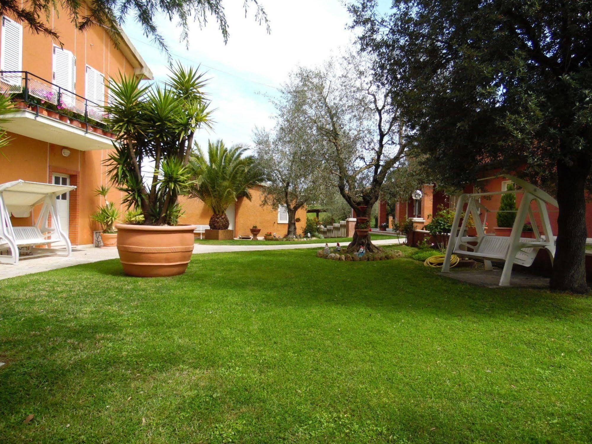 Agriturismo Galeazzi Marsiliana Exterior photo